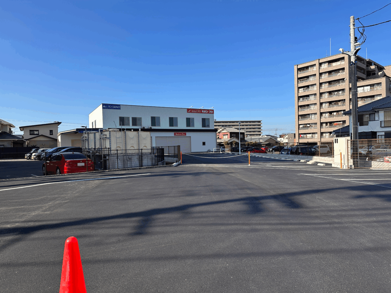 丸亀市中府町 モダン・プロ丸亀店