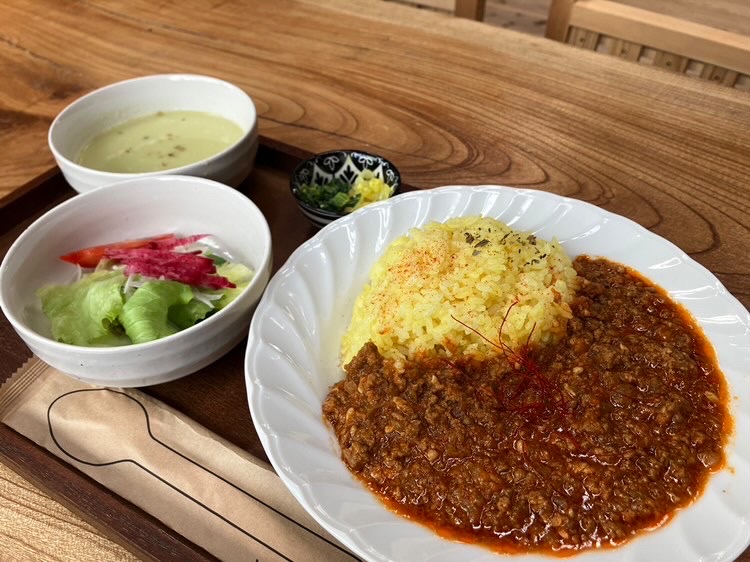 丸亀市中津町 かふぇ 雛麹