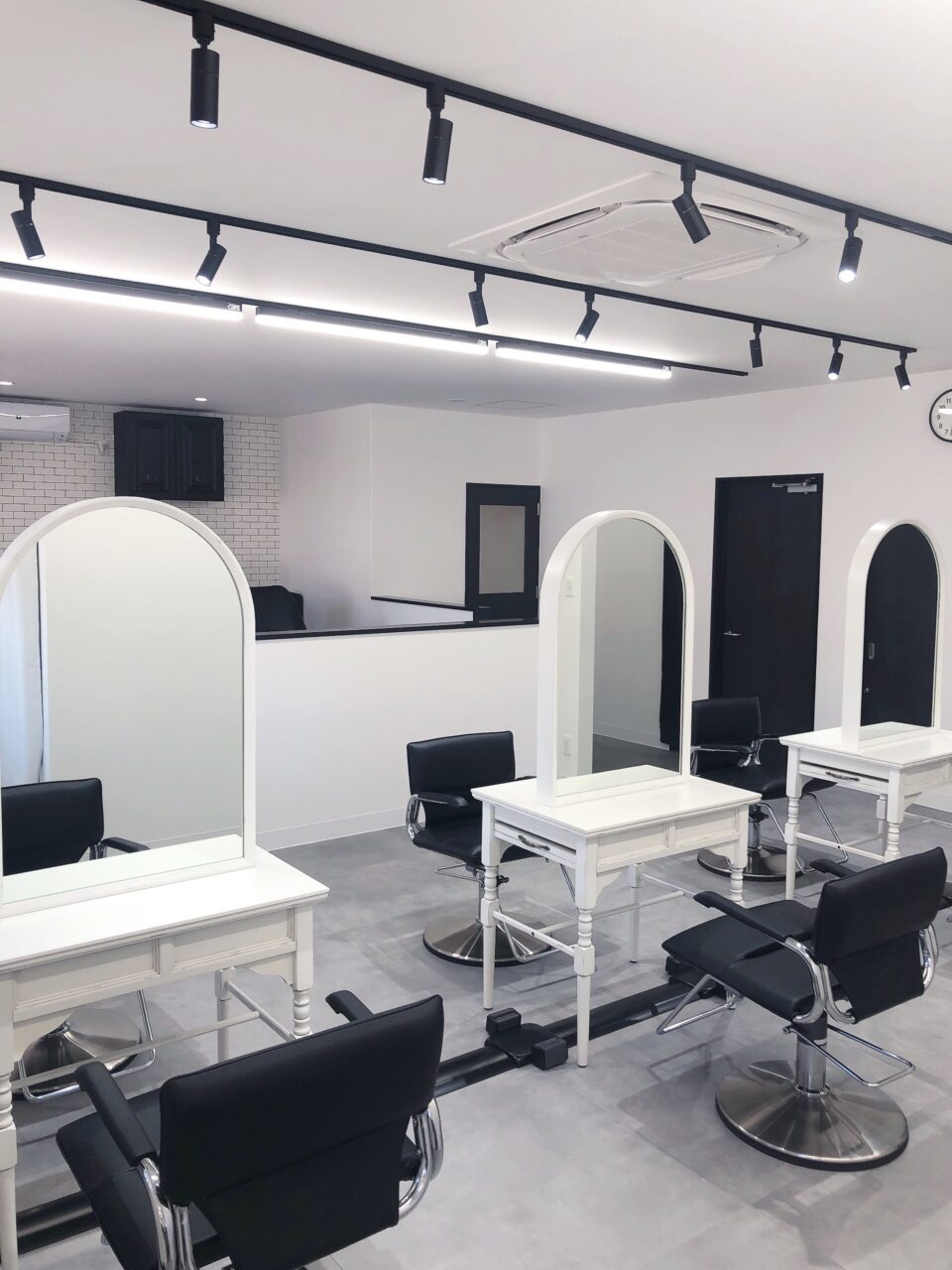 丸亀市今津町 Hair&Make Muuua