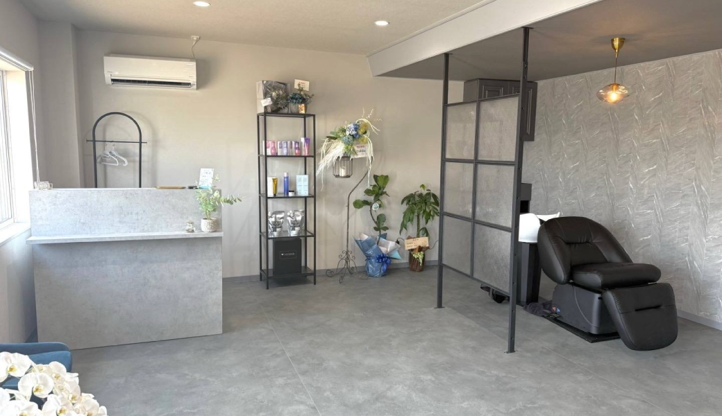 丸亀市天満町 Dahlia