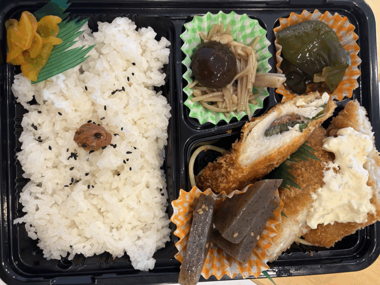 高松市高松町 弁当やすべぇ